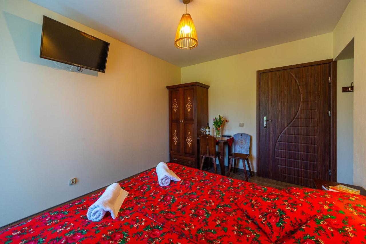 Apartamenty I Pokoje W Willi Na Ubocy Suche Exterior photo