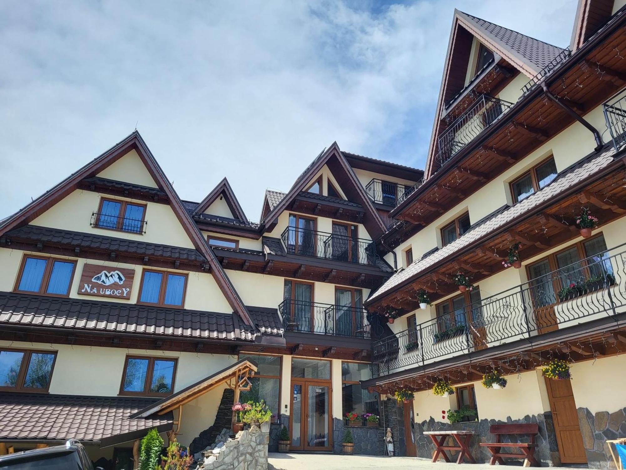 Apartamenty I Pokoje W Willi Na Ubocy Suche Exterior photo